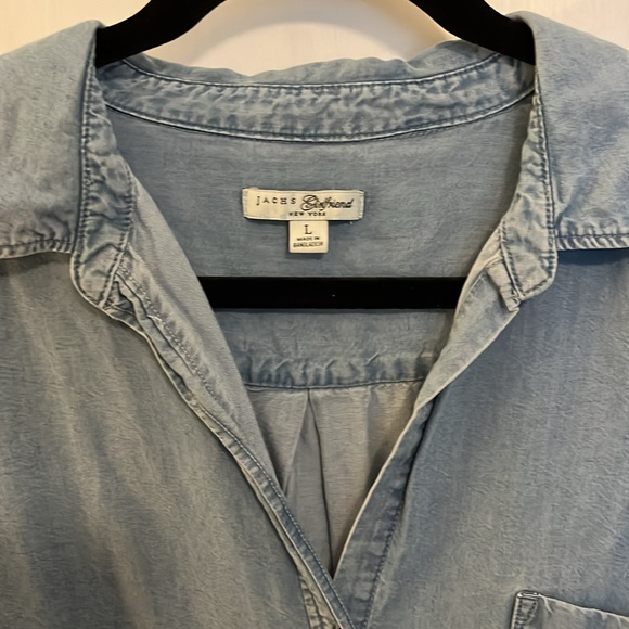 JACHS Girlfriend Lightweight Chambray Button-Up (Women’s Large) - Picture 6 of 8